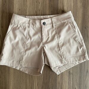 Stio Coburn Hiking Shorts Cream Sz 2